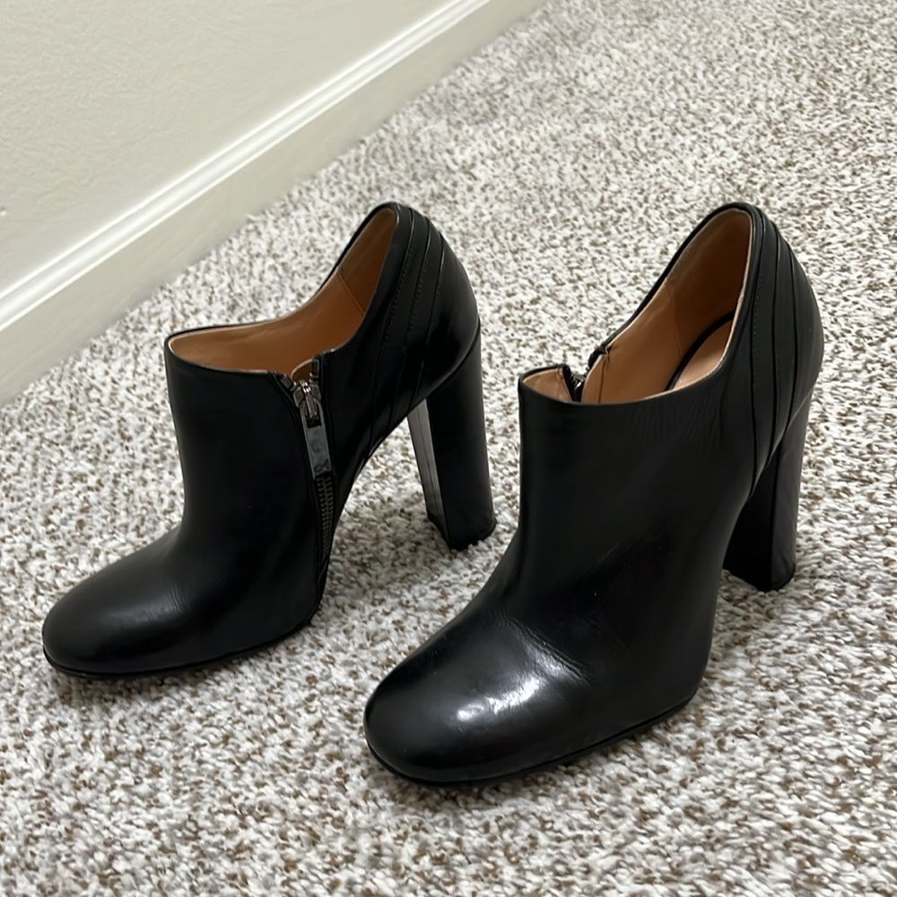 Amanda Gregory black leather bootie heels shoes/ hand made in Italy!